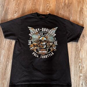 Harley-Davidson Black Short Sleeve Tee with Iconic Graphics